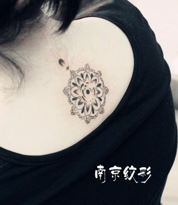 如何区别分清:莲花纹身还是荷花纹身?